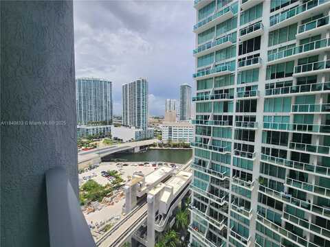 31 SE 6th St, Miami, FL 33131