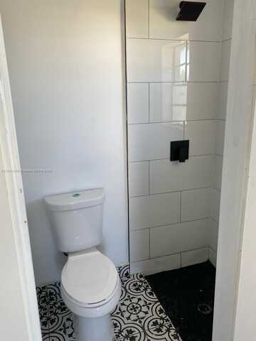 66 W 13th St, Hialeah, FL 33010
