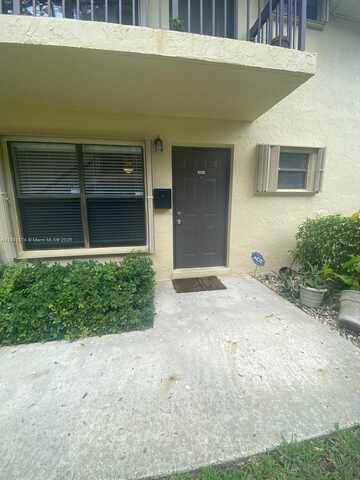 10055 NW 4th St, Pembroke Pines, FL 33024