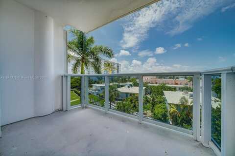 900 Bay Dr, Miami Beach, FL 33141