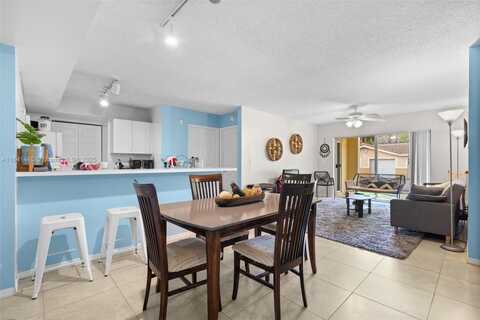 2600 S University Dr, Davie, FL 33328