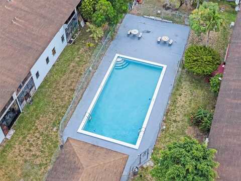 6215 W 24th Ave, Hialeah, FL 33016