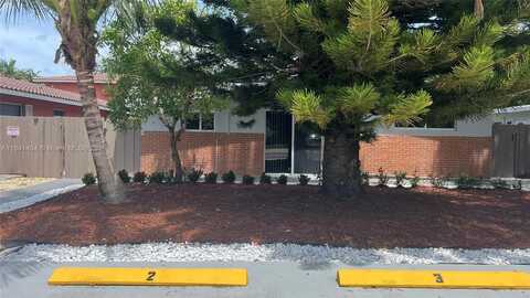 226 NE 25th Ave, Pompano Beach, FL 33062