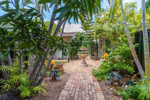 3165 Jackson Ave, Miami, FL 33133