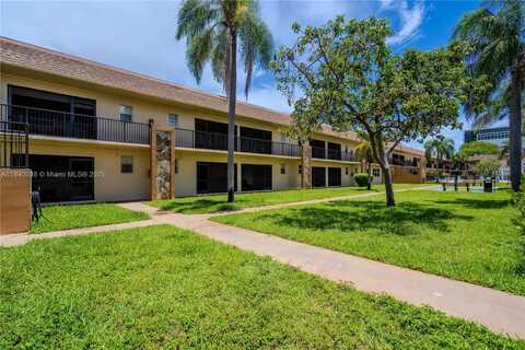 421 NE 1st St, Hallandale Beach, FL 33009