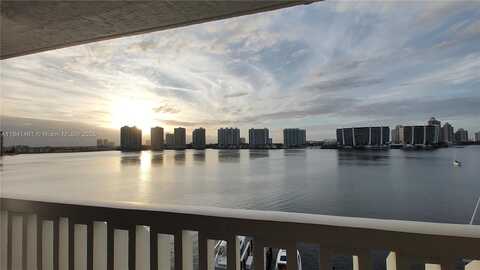 17900 N Bay Rd, Sunny Isles Beach, FL 33160