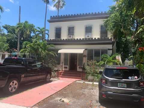 371 NW 3rd St, Miami, FL 33128