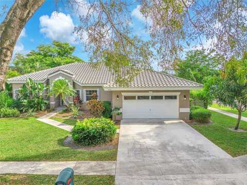 9690 NW 39th St, Cooper City, FL 33024