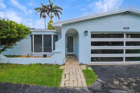 19820 SW 83rd Ave, Cutler Bay, FL 33189