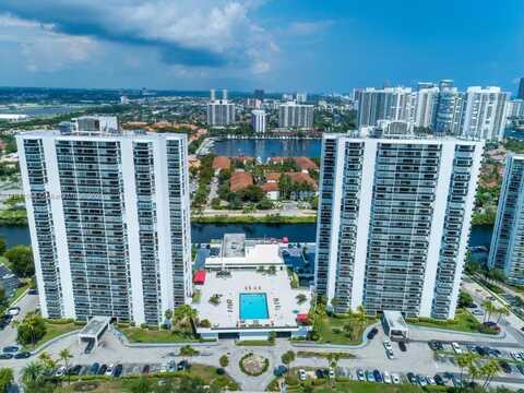 3675 N Country Club Dr, Aventura, FL 33180