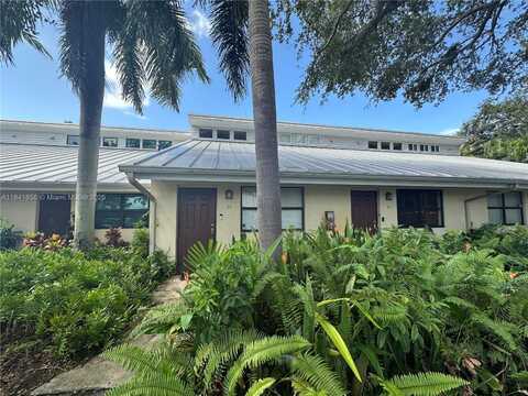 1455 Holly Heights Dr, Fort Lauderdale, FL 33304