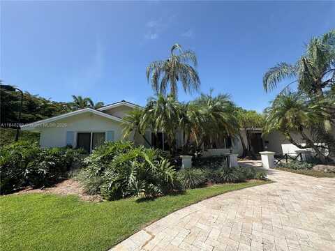 5870 SW 96th St, Pinecrest, FL 33156