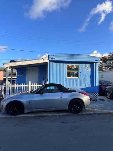 3520 NW 79th St - f622, Miami, FL 33147