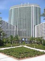 1500 Bay Rd, Miami Beach, FL 33139