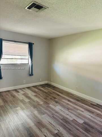 37 SE 15th St, Dania Beach, FL 33004