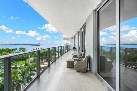488 NE 18th St, Miami, FL 33132
