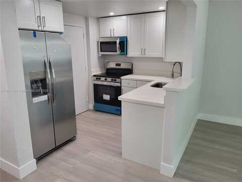 9125 SW 77th Ave, Miami, FL 33156