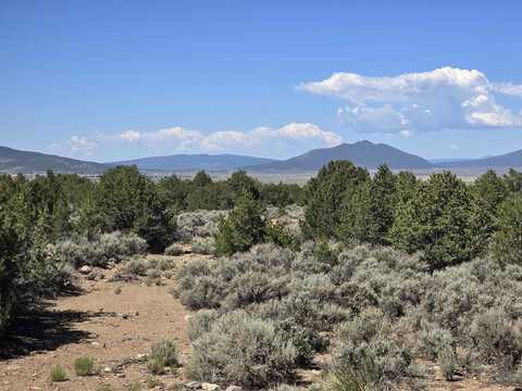 30 Dulcimer Rd, Questa, NM 87556