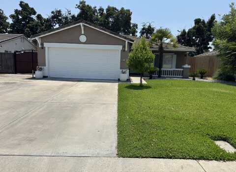 4017 W Delta Avenue, Visalia, CA 93291