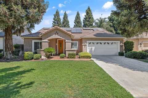 156 N Boise Court, Visalia, CA 93291