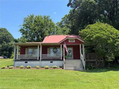 1058 Main Street, Walnut Cove, NC 27052