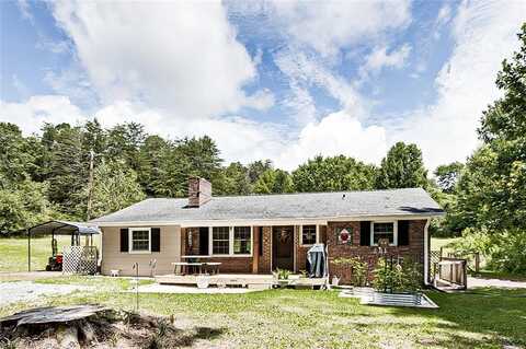1833 Piney Mountain Road, Walnut Cove, NC 27052