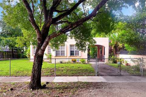 2730 NW 6th St, Miami, FL 33125