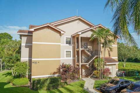 9033 Wiles Rd, Coral Springs, FL 33067