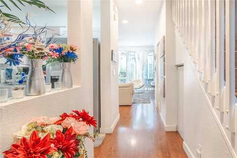 8972 NW 54th St, Sunrise, FL 33351