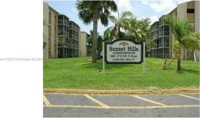 3610 NW 21st St, Lauderdale Lakes, FL 33311