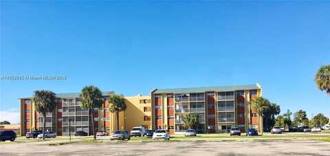 3710 NW 21st St, Lauderdale Lakes, FL 33311