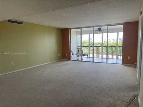 3940 Inverrary Blvd, Lauderhill, FL 33319