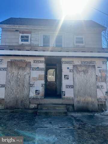 18 E JEFFERSON STREET, PAULSBORO, NJ 08066
