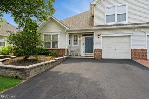 15 LADY SLIPPER LANE, LANGHORNE, PA 19047