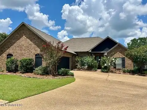 2006 Estates Cove, Pearl, MS 39208