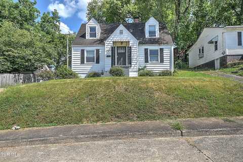 1383 Farragut Avenue, Kingsport, TN 37664