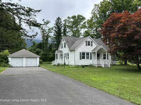 969 Blue Mountain Road, Saugerties, NY 12477