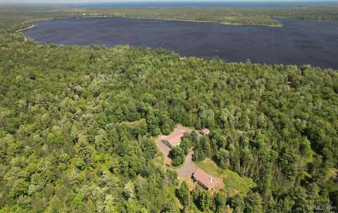 51683 Paradise, Lake Linden, MI 49945
