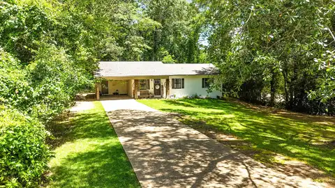322 SW 8TH St, Fayette, AL 35555