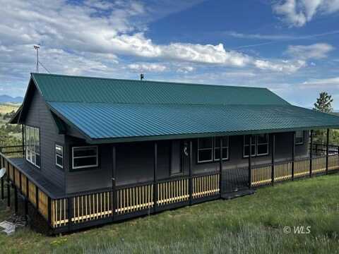 950 Junkins Lp, Westcliffe, CO 81252