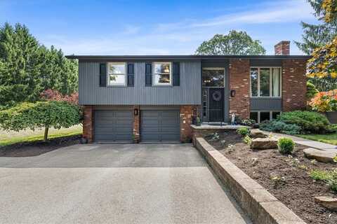 201 Pinkerton Rd, Pine Grv Mls, PA 15090
