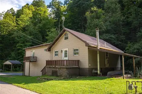 151 Cove Run Rd, Brady's Bend Twp, PA 16028