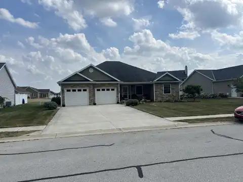 107 Woodbine Drive, Wapakoneta, OH 45895