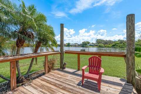 723 MERLINS COURT, TARPON SPRINGS, FL 34689