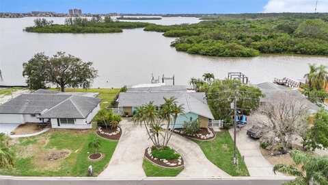 5694 OAKHURST DRIVE, SEMINOLE, FL 33772