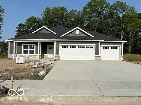 824 S Hoke Avenue, Frankfort, IN 46041