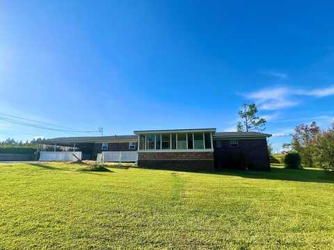 82 Cook Rd, Hazlehurst, GA 31539