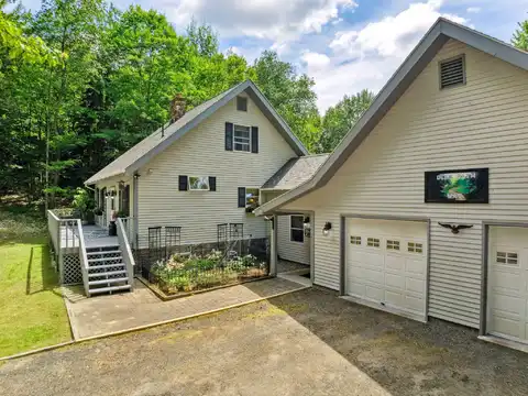 601 Kiwassa Lake Rd, Saranac Lake, NY 12983