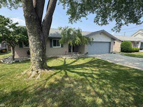 7240 Cardinal, Algonac, MI 48001