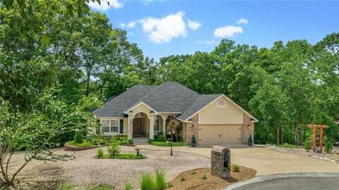 9 Barrhead LN, Bella Vista, AR 72715